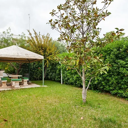 Βίλα Torre A Mare With Garden & Parking